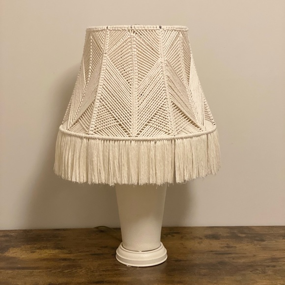 HITCH + TIE Fibre Art | The Nathalie Lamp - Picture 2 of 4